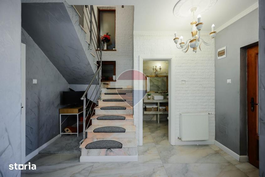 Casă cu 4 camere cu Teren 250 Mp în Paleu
