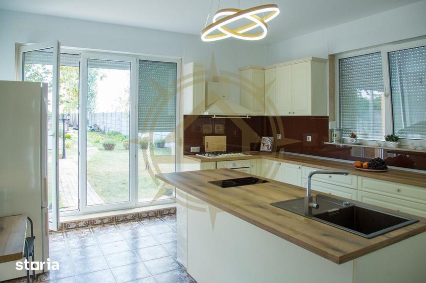 Casă cu 7 camere cu Teren 3000 Mp în Corbeanca