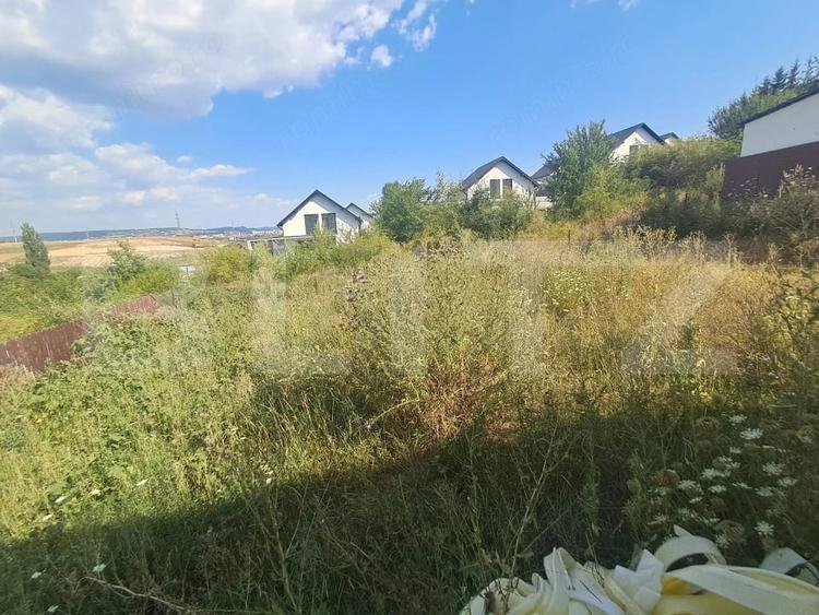 Casă cu Teren 700 Mp în Sâncraiu de Mureș