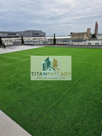 Penthouse cu 4 camere decomandat în Theodor Pallady