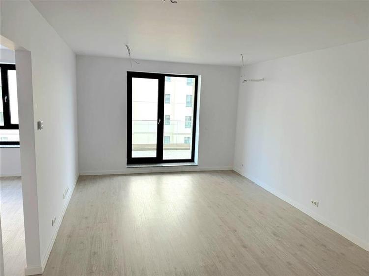 Apartament cu 2 camere nedecomandat în Băneasa
