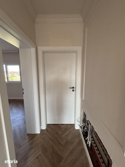 Casă cu 5 camere cu Teren 440 Mp în Malu Mare
