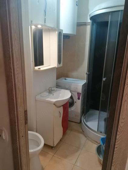 Garsonieră decomandată în Micro 1