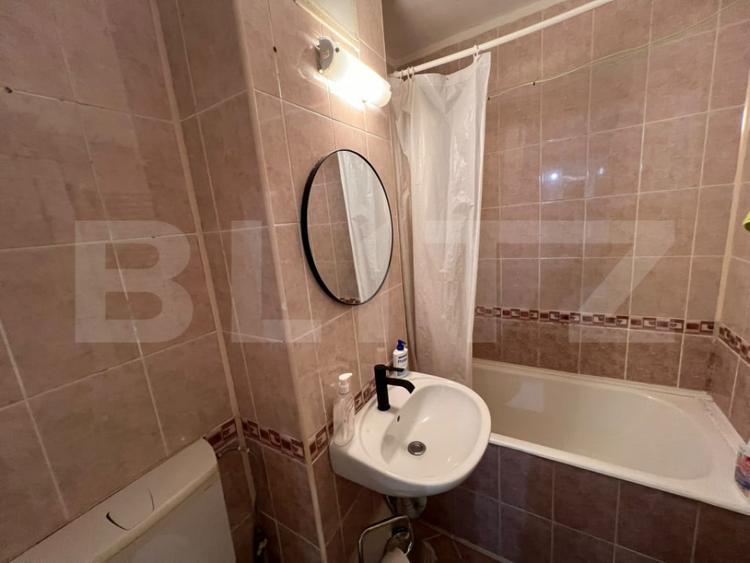Apartament cu 2 camere decomandateMana?tur, zona Clab - 5
