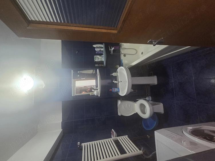 Apartament cu 3 camere decomandat în Noua