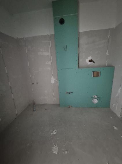 Apartament cu 2 camere decomandat în Theodor Pallady