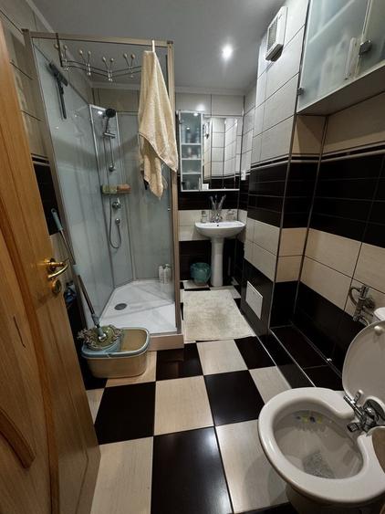 Apartament cu 2 camere decomandat în Exterior Vest