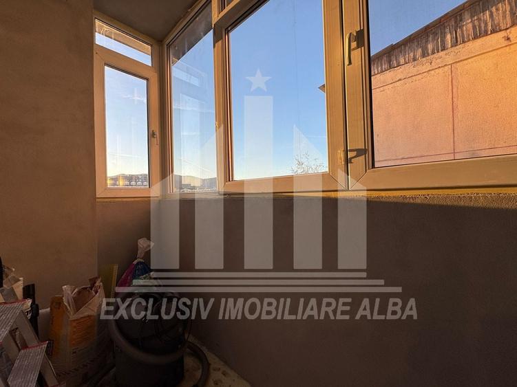 Apartament cu 2 camere decomandat, mobilat în Industrială