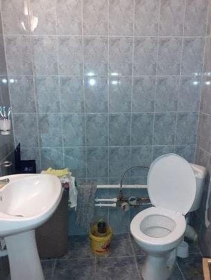 Apartament cu 3 camere semidecomandat în Iancului
