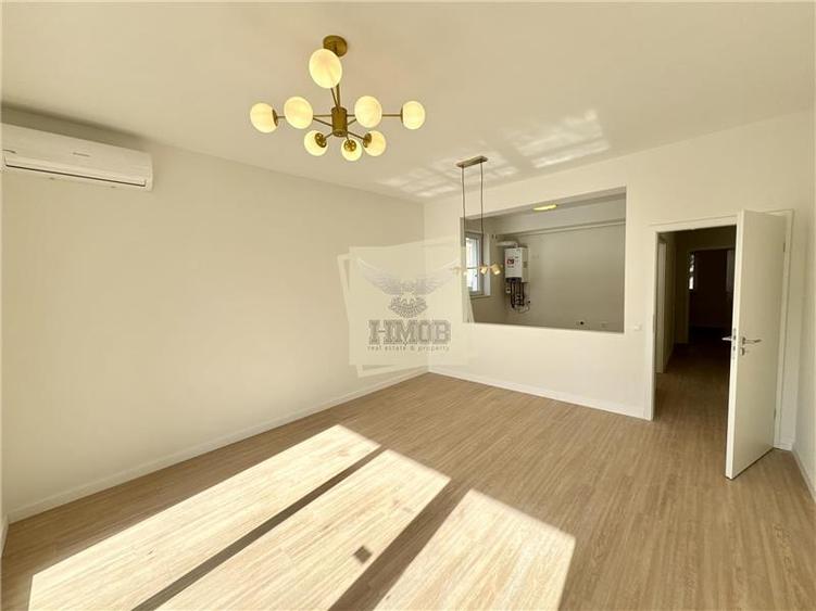Apartament cu 2 camere decomandat în Cristian