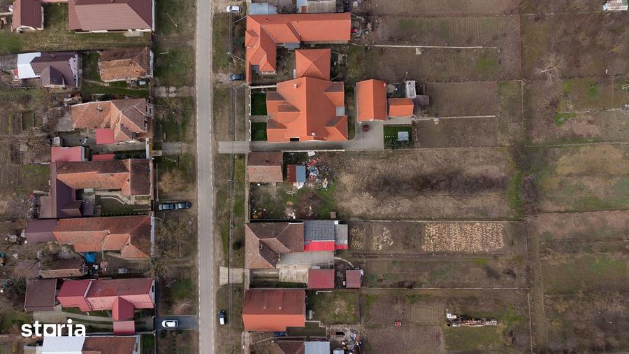 Teren de 1439 mp, în Slatina-Timiș
