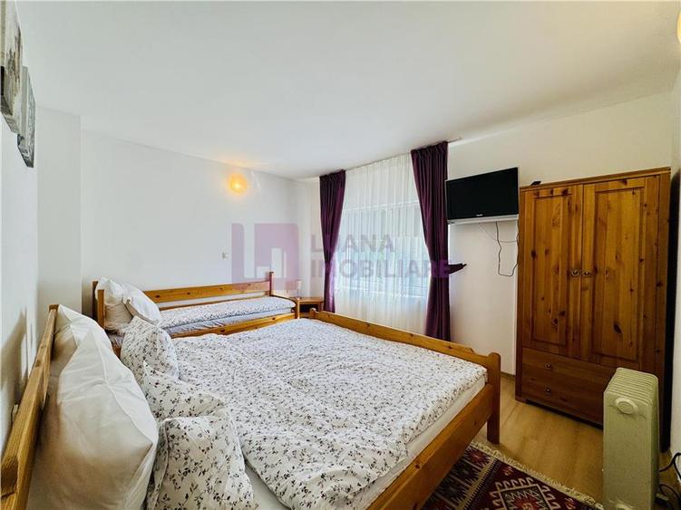 Casă individuală cu 6 camere cu Teren 800 Mp în Central