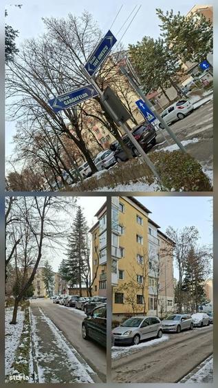 Apartament cu 3 camere decomandat în Eremia