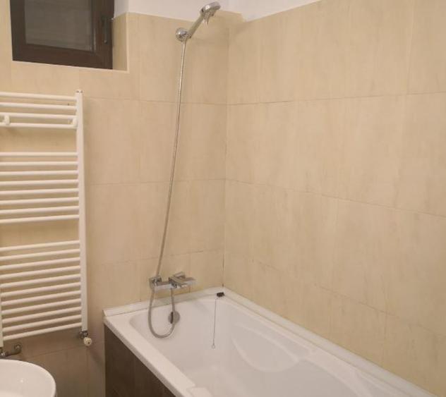 Apartament cu 2 camere decomandat, mobilat în Floreasca