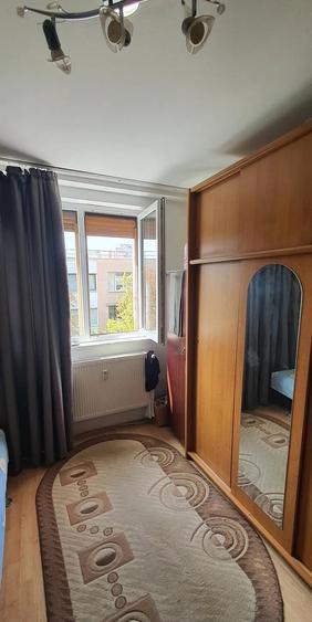 Apartament cu 2 camere decomandat în Drumul Taberei