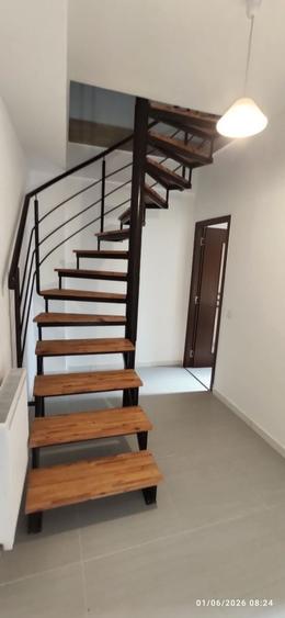 Apartament cu 2 camere decomandat, mobilat în Baza 3