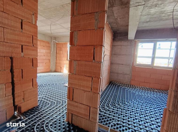 Apartament cu 2 camere decomandat în Chiajna