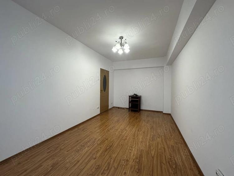 Apartament cu 3 camere decomandat în Ultracentral