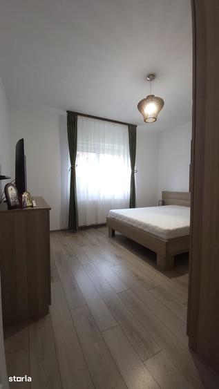 Casă cu 3 camere cu Teren 400 Mp în Săbăreni
