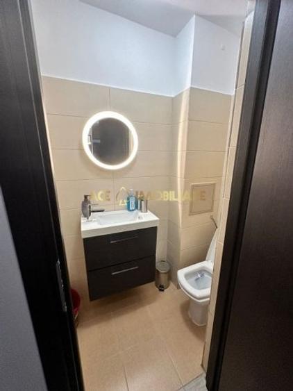 Apartament cu 3 camere decomandat, mobilat în Berceni