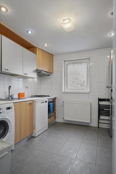 Apartament cu 4 camere în Herăstrău