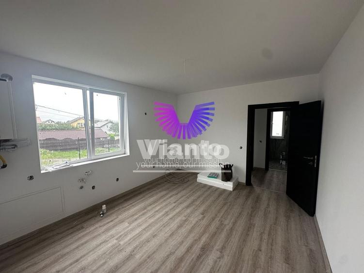 Duplex cu 5 camere cu Canalizare în Exterior Vest