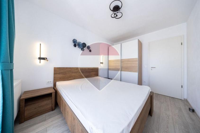 Apartament cu 2 camere decomandat, mobilat în Tractorul
