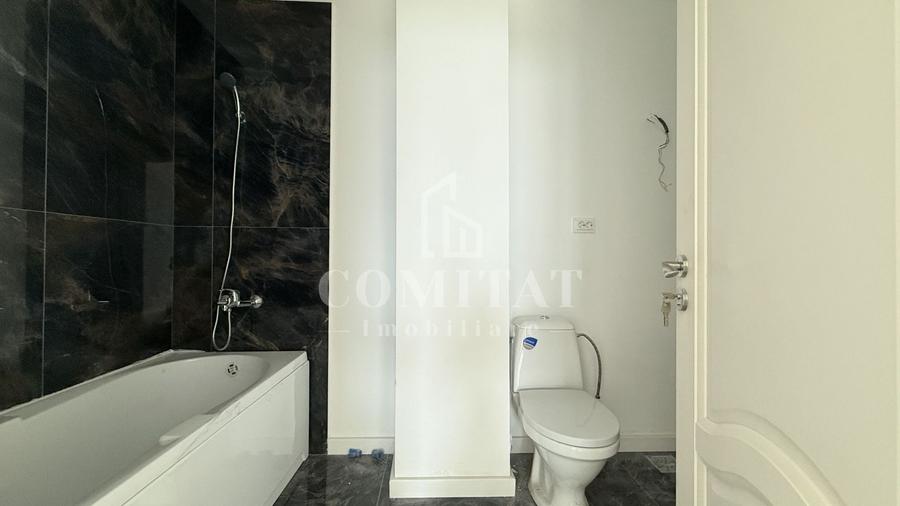Apartament cu 3 camere decomandat în Dâmbul Rotund