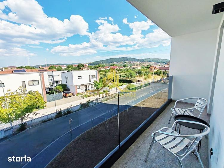 Apartament cu 3 camere semidecomandat în Florești