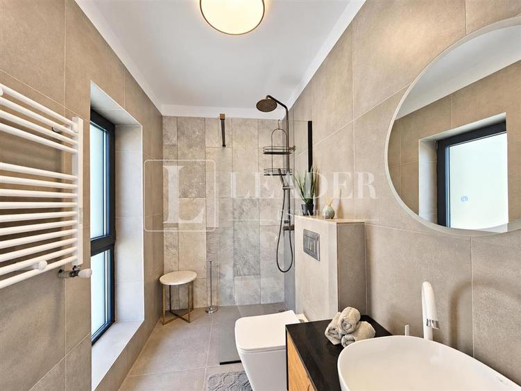 Duplex cu 5 camere cu Garaj în Pipera