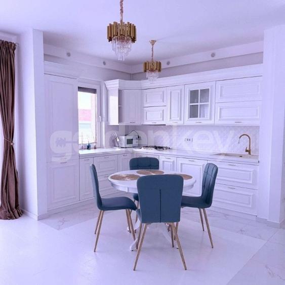 Apartament cu 3 camere | 2 parcari - 3