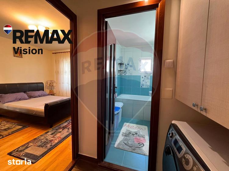 Apartament cu 3 camere semidecomandat, mobilat în George Enescu