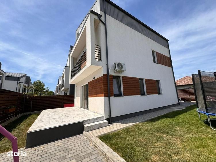 Casă cu 4 camere în Tunari