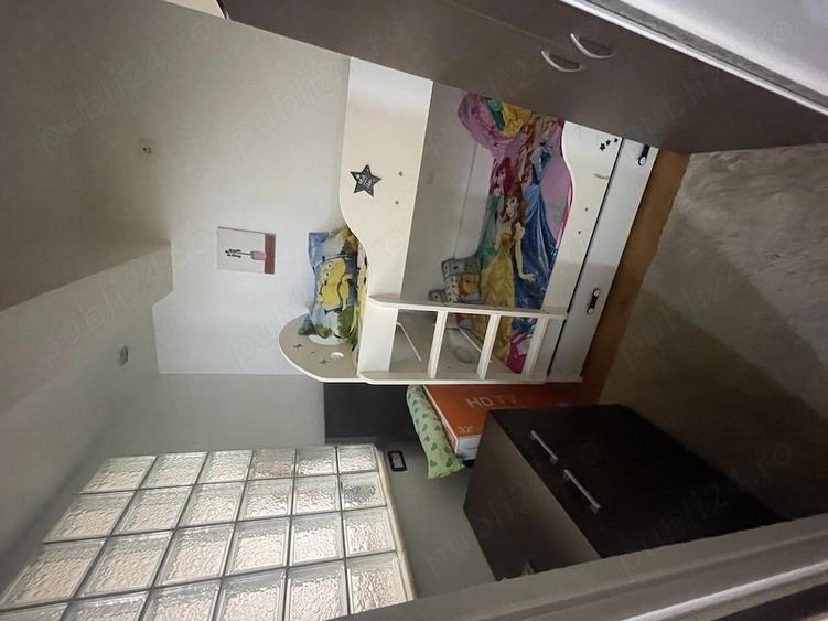 Apartament cu 2 camere semidecomandat în City Park Mall
