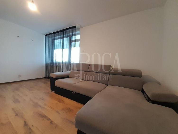 Apartament cu 3 camere semidecomandat în Decebal