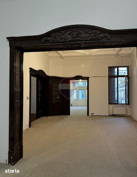 Apartament cu 5 camere în Eminescu