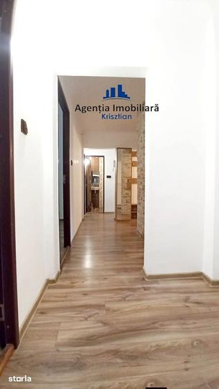 Apartament cu 4 camere decomandat în Burdea