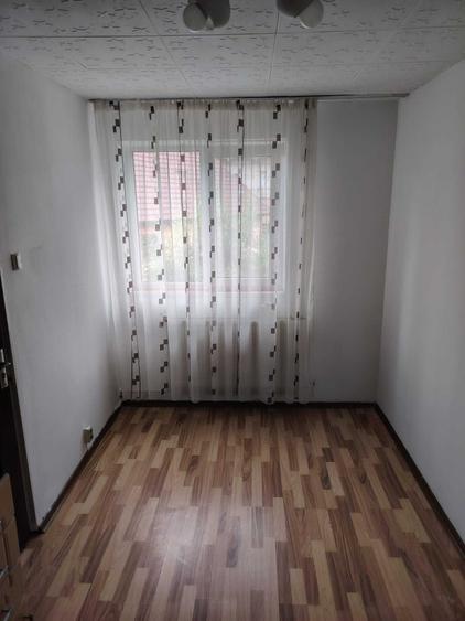 Apartament cu 2 camere semidecomandat în Petros