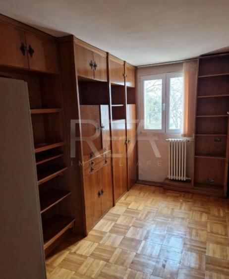 Apartament cu 4 camere decomandat în Nicolae Grigorescu