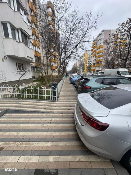 Garsonieră decomandată în Rahova