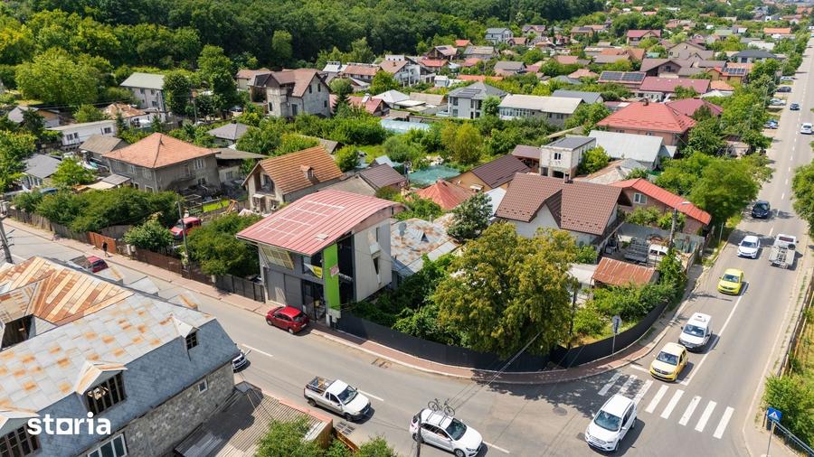 Casă cu 4 camere decomandat cu Teren 196 Mp în Galata