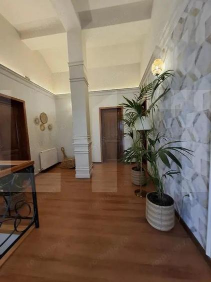 Casă cu Teren 521 Mp în Central