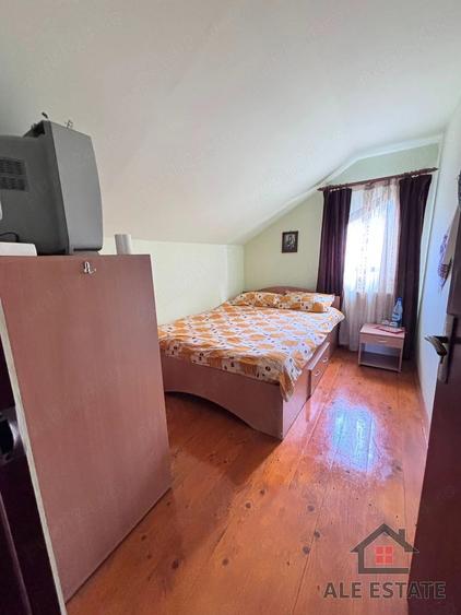 Casă cu 6 camere cu Teren 1313 Mp în Ocoliș