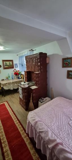 Casă individuală cu 4 camere cu Teren 1400 Mp în Cervicești