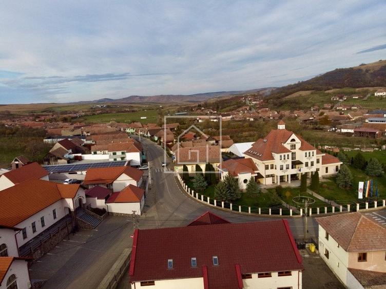 Casă individuală cu 3 camere cu Canalizare în Păuca