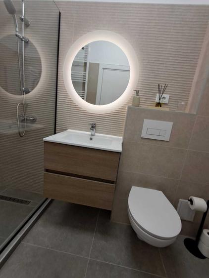 Apartament cu 2 camere decomandat în Cristian
