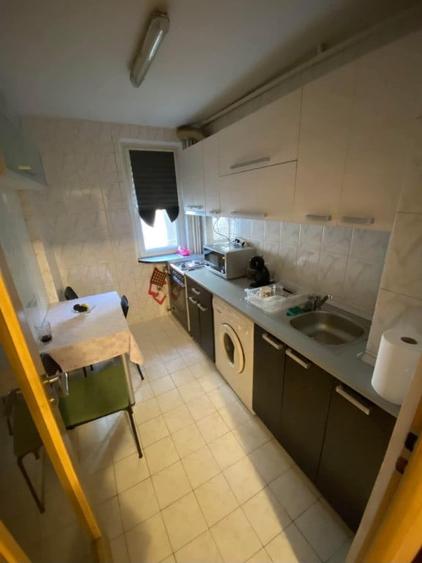 Apartament cu 2 camere decomandat în Obor