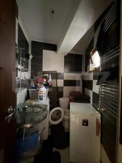 Apartament cu 3 camere decomandat, mobilat în Calea Severinului