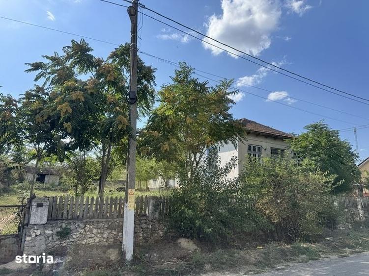 Vand teren + casa in Sat Petrosani - Comuna Deleni - 4