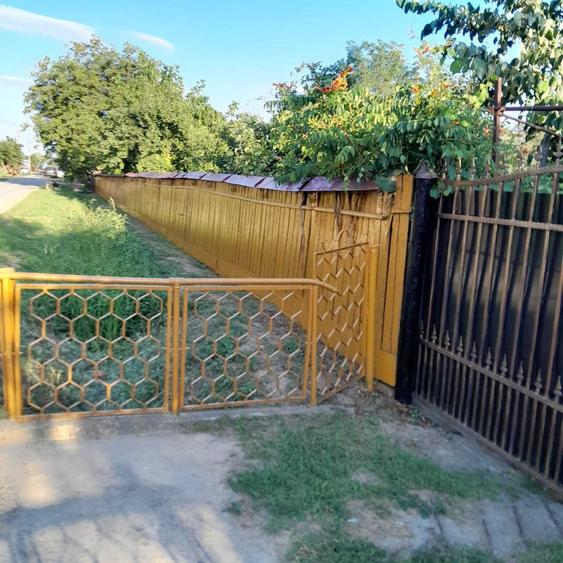Casă cu 4 camere în Cozia